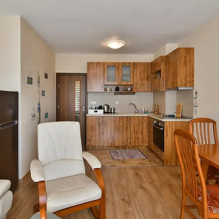 Apartman Area Retreat Ac & Wifi *
