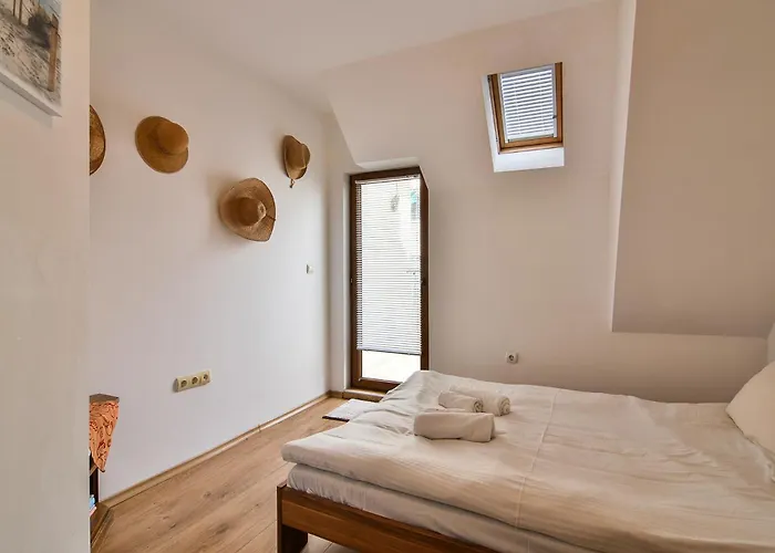 Area Retreat Ac & Wifi アパート ヴァルナ