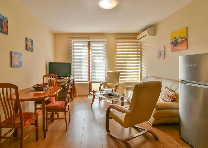 Area Retreat Ac & Wifi アパート *